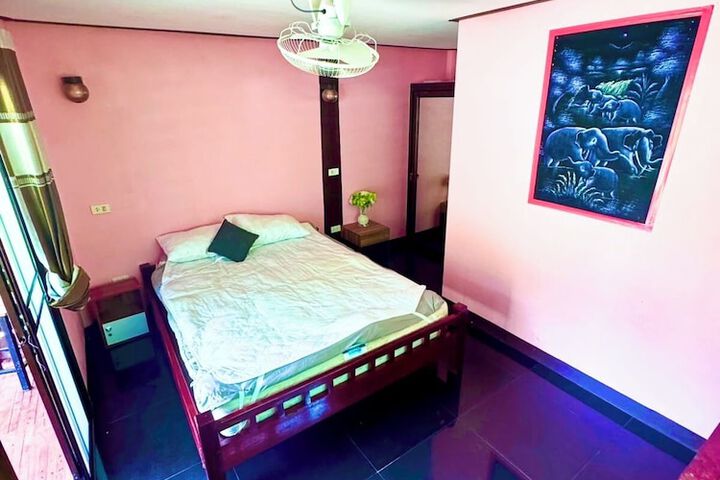 Room 15 of 44