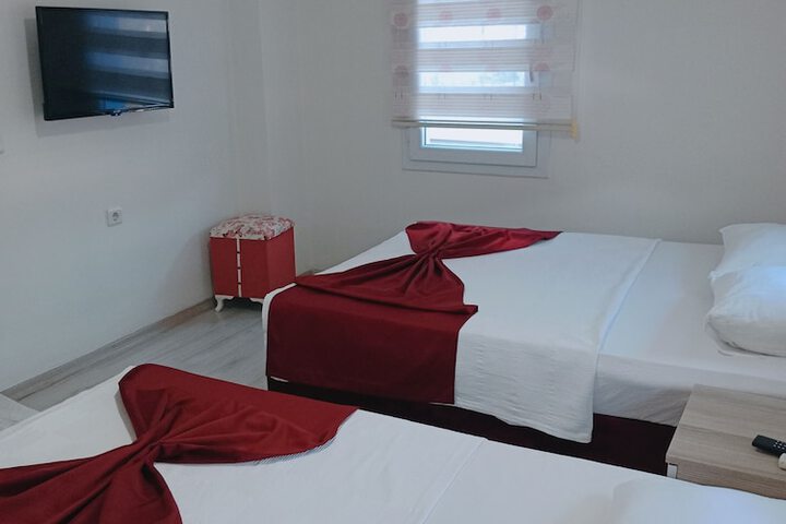 Room 6 of 23