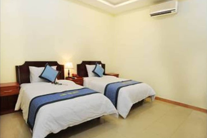 Room 4 of 21