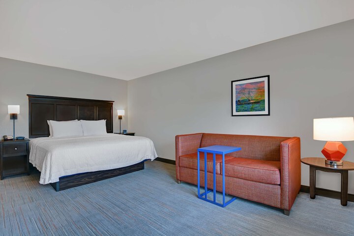 Hampton Inn Bath (Brunswick Area) Bath | Bookonline.com