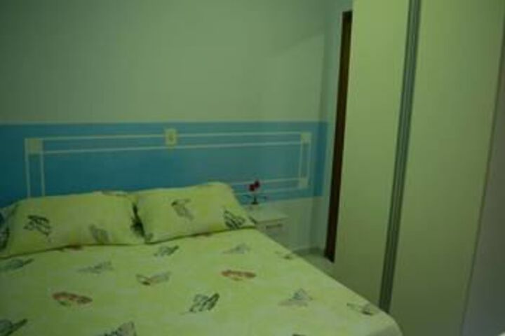 Room 15 of 48