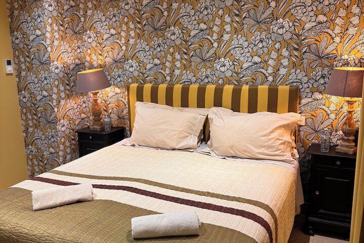 Room 9 of 60