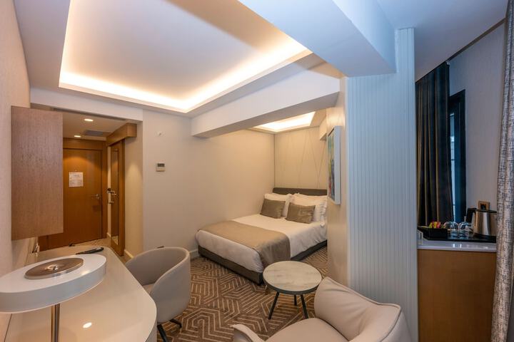 Room 20 of 59