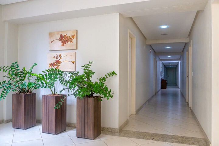 Ballroom/Hall 35 of 40
