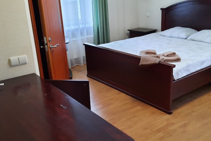 Room 20 of 33