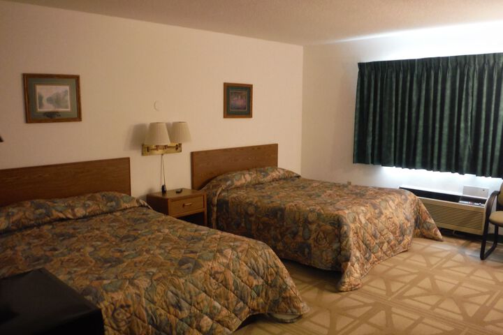 Room 12 of 12