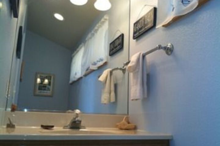 Room 3 of 16