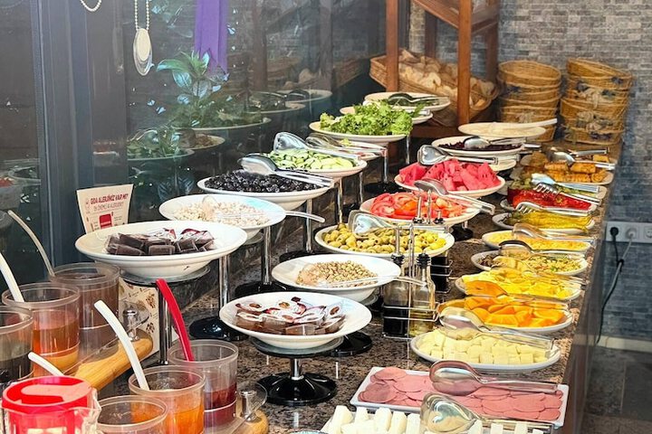 Dining 68 of 91
