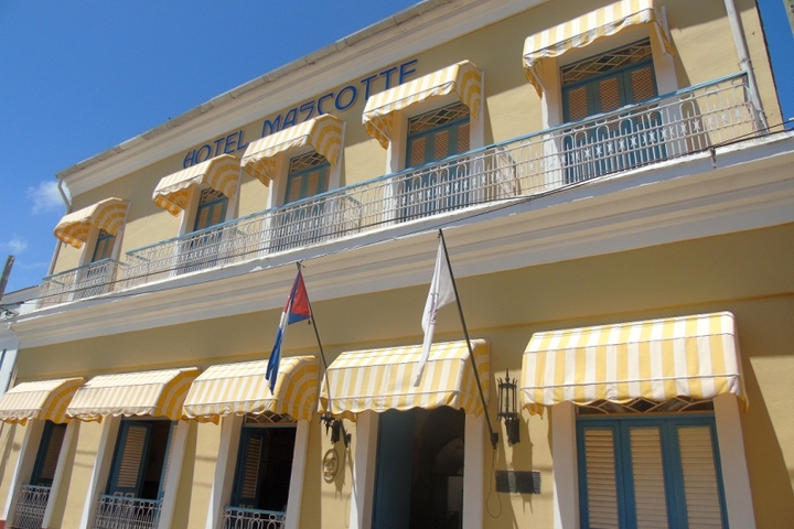 HOTEL E MASCOTTE