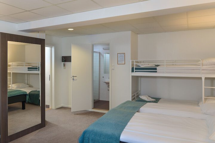 Room 6 of 41