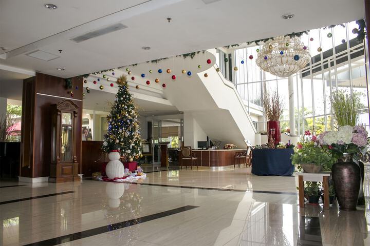Hotel 2 of 72