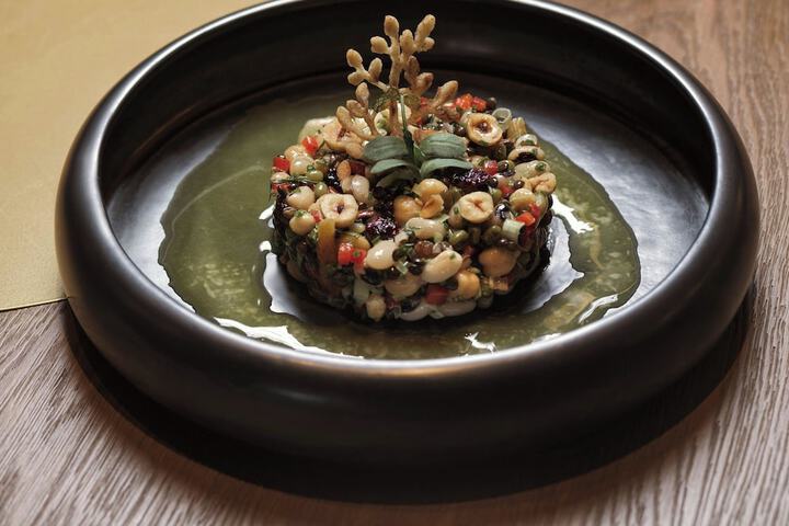 Dining 60 of 99