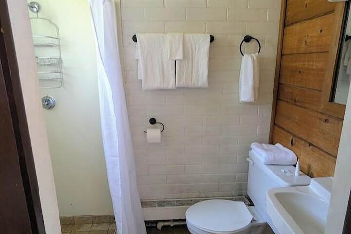 Room 14 of 27