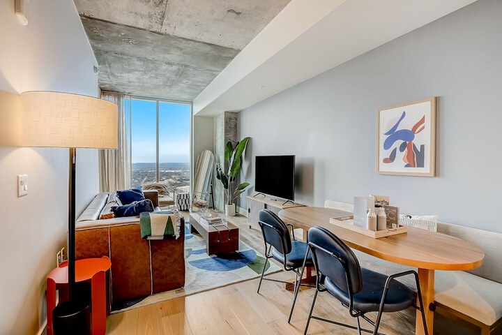 Room 552 of 860