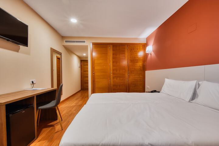 Room 8 of 21