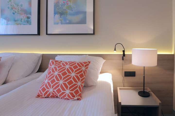 Room 8 of 52