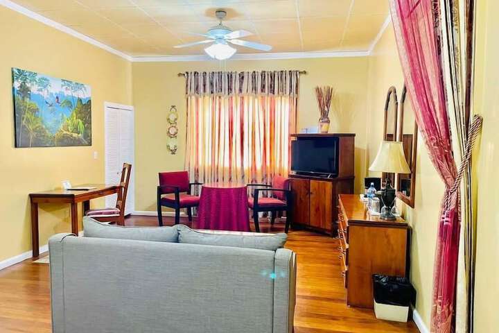Room 29 of 98
