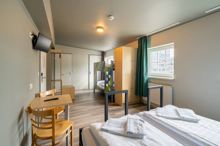 Room 14 of 56