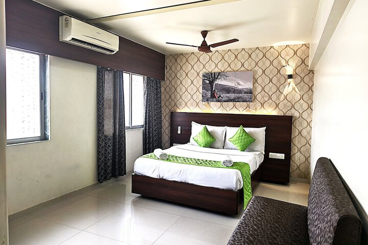 Room 30 of 78