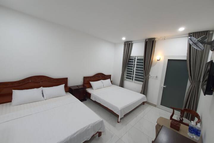 Room 5 of 56