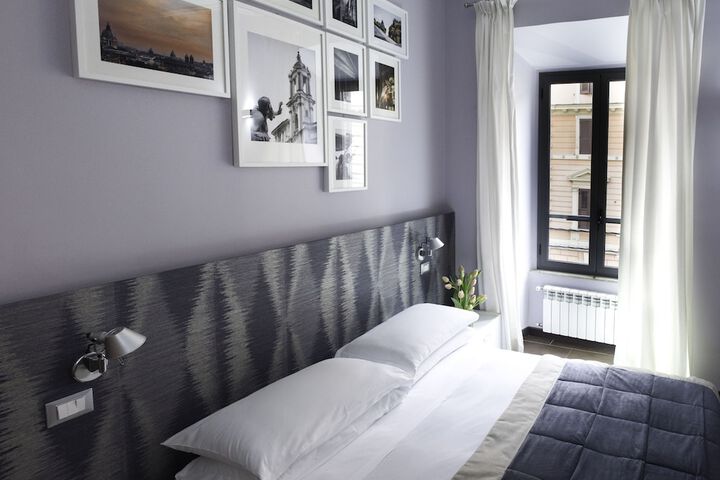 Room 7 of 49