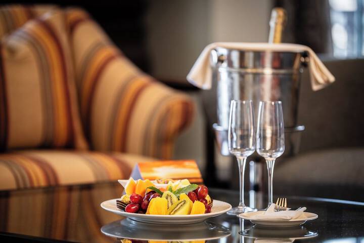 Dining Photos