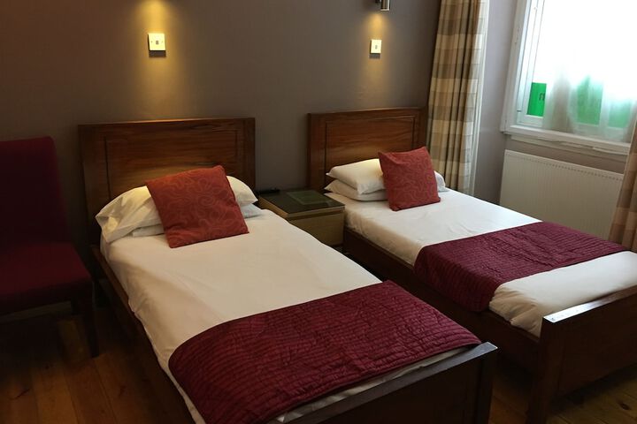 Room 8 of 58