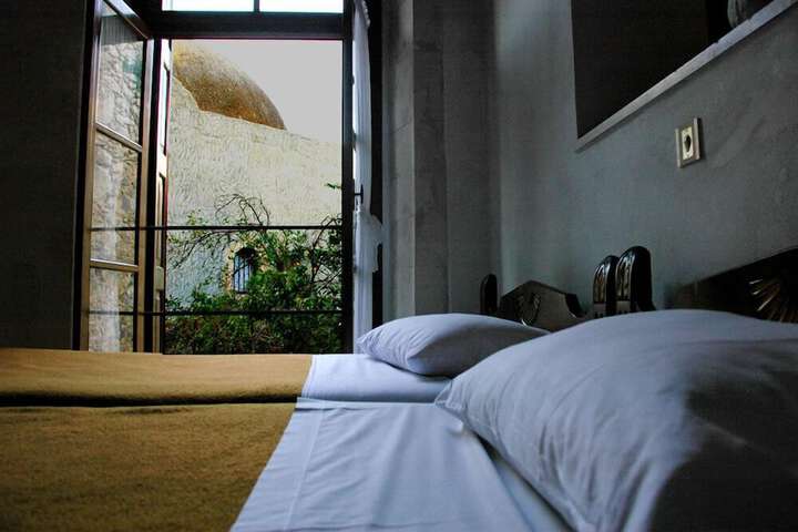 Room 50 of 130