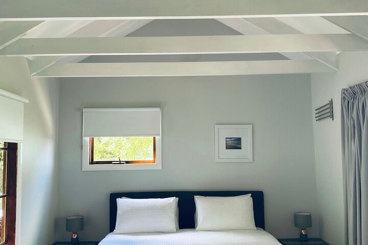 Room 3 of 16