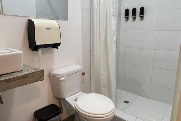 Room 40 of 53
