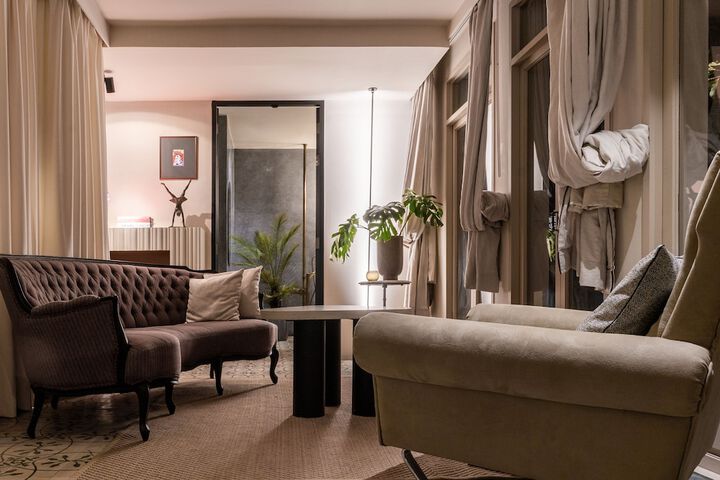 Room 21 of 55