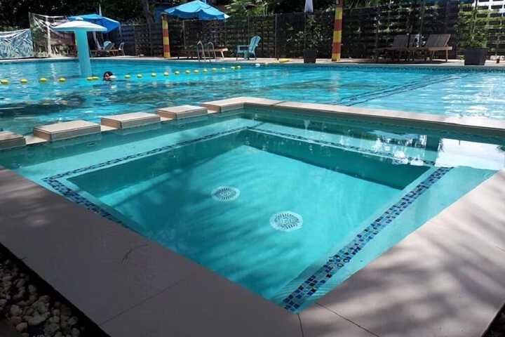 Pool 8 of 24