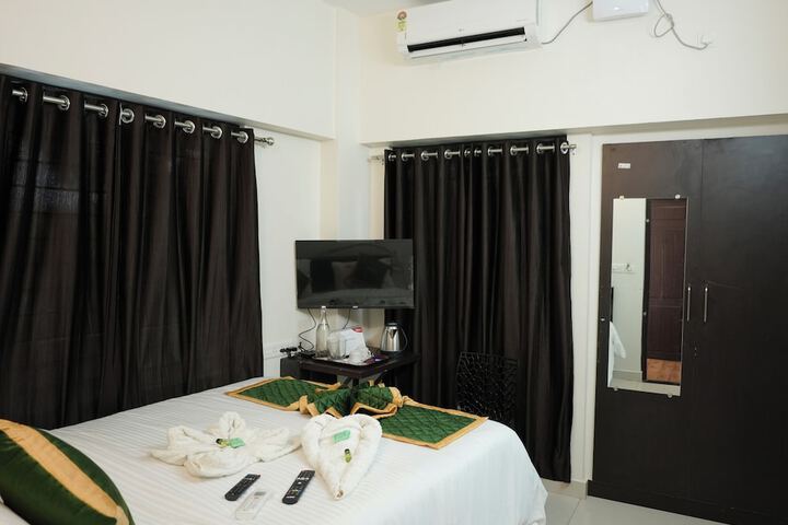 Room 8 of 23