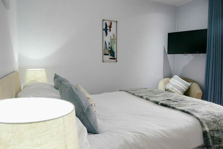 Room 12 of 39