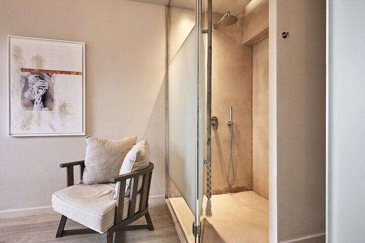 Room 148 of 184