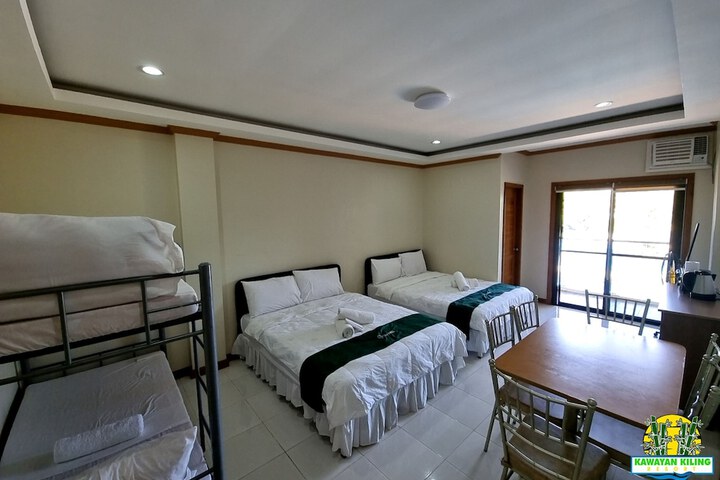 Room 14 of 46