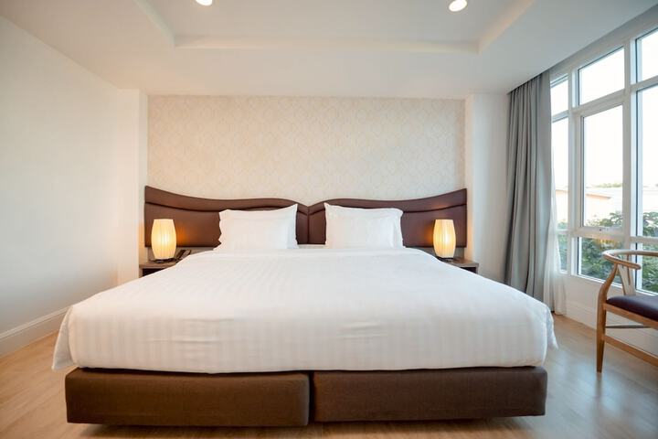 Room 14 of 45