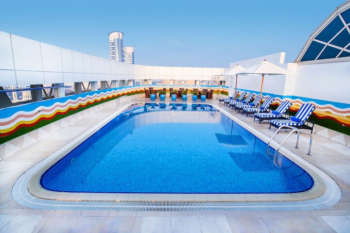 Pool 46 of 84