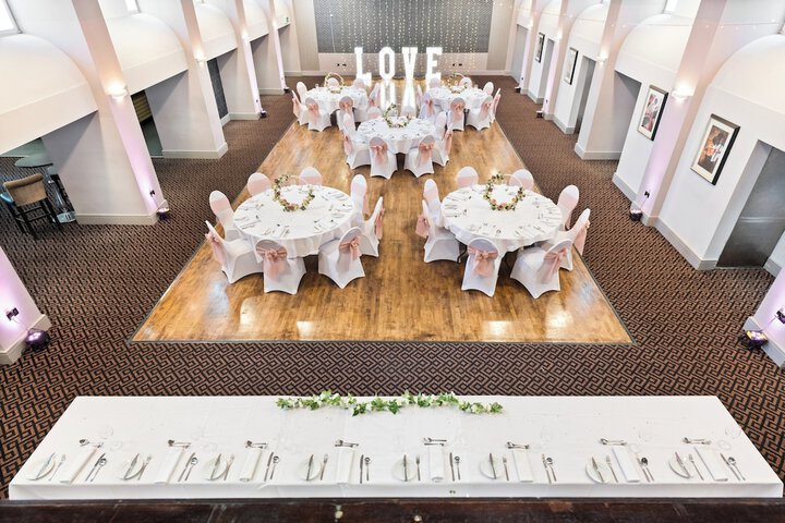 Ballroom/Hall 118 of 129