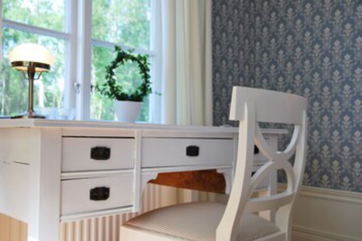 Room 20 of 27