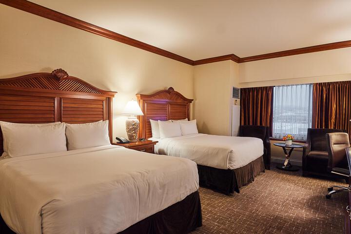 Double Premier King Bed (1 of 5)