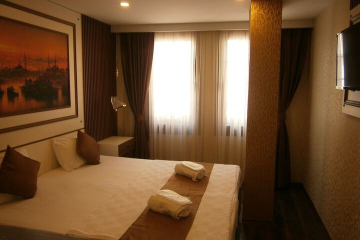 Room 15 of 51