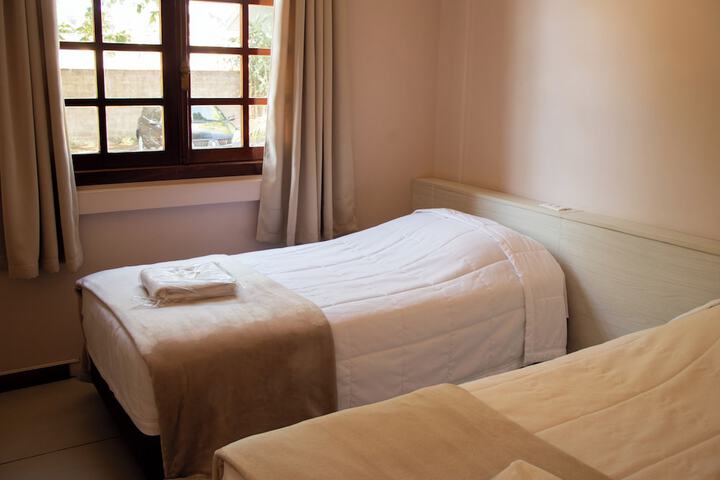 Room 33 of 206