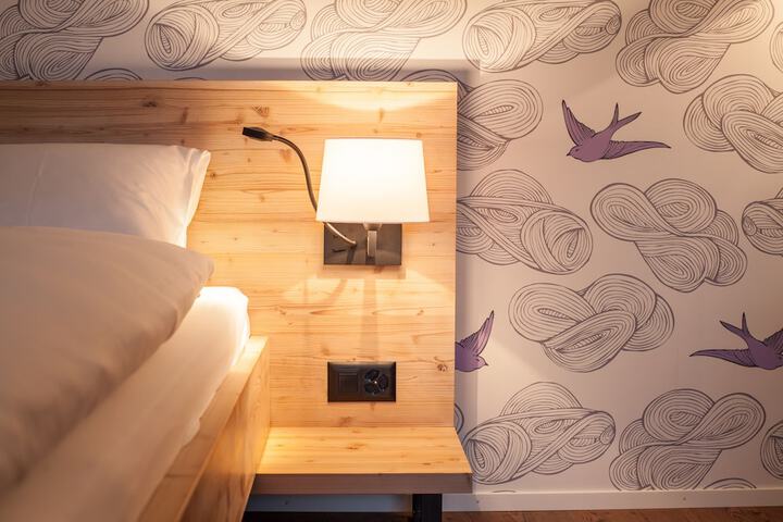 Room 125 of 245