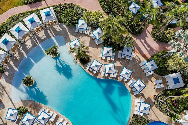 Pool 77 of 157