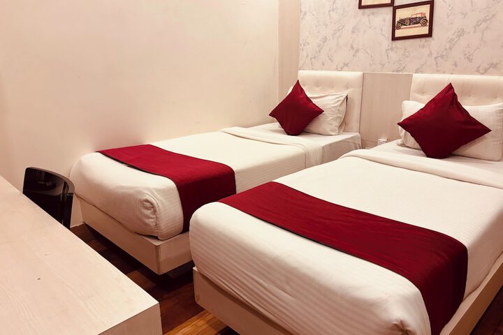 Room 37 of 53