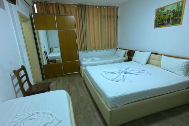 Room 5 of 55