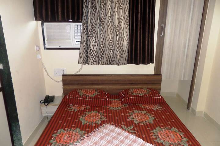 Room 16 of 20