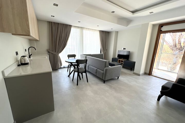 Room 12 of 61