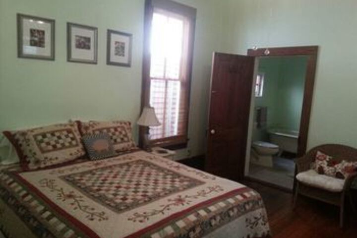 Room 76 of 165